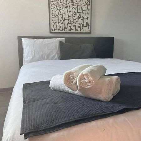 Lovely Flat In The Center 36 Appartement Tel Aviv Buitenkant foto