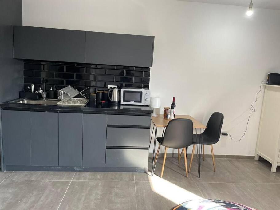 Lovely Flat In The Center 36 Appartement Tel Aviv Buitenkant foto